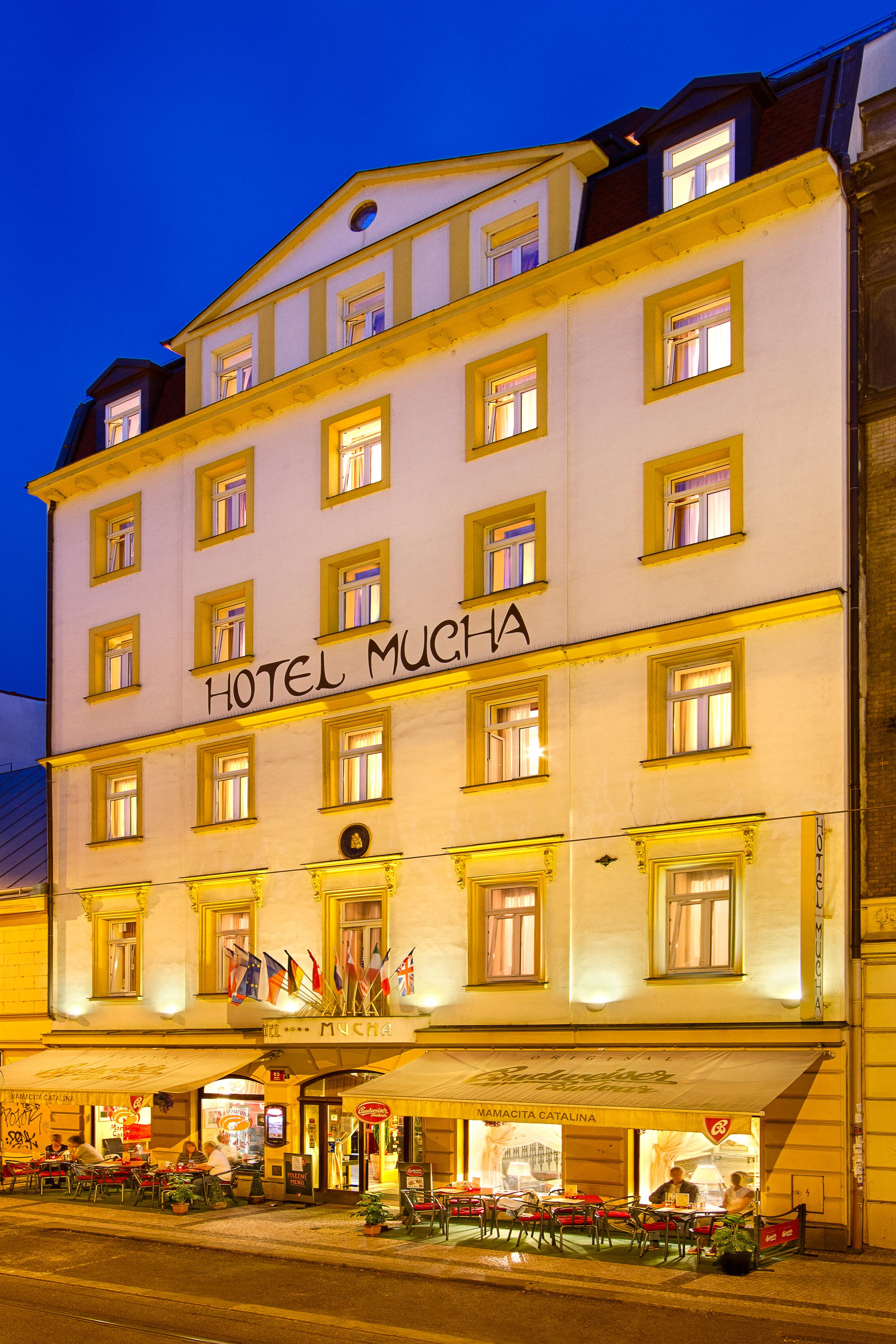 Hotel Mucha Praga Exterior foto