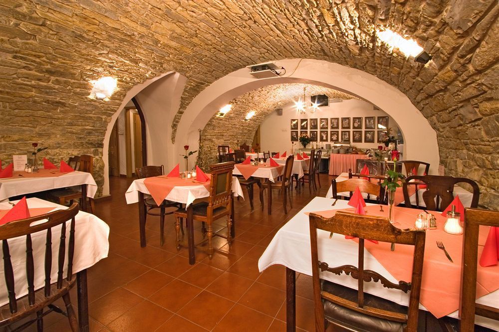 Hotel Mucha Praga Restaurant foto