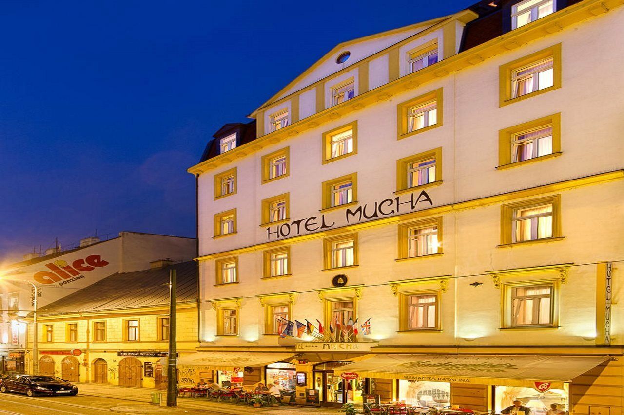 Hotel Mucha Praga Exterior foto